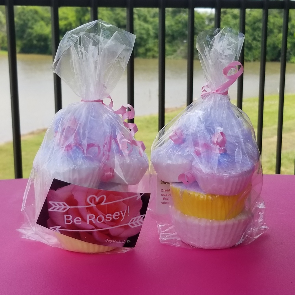 Wonderful Lavender Deluxe Bathbombs! All natural!